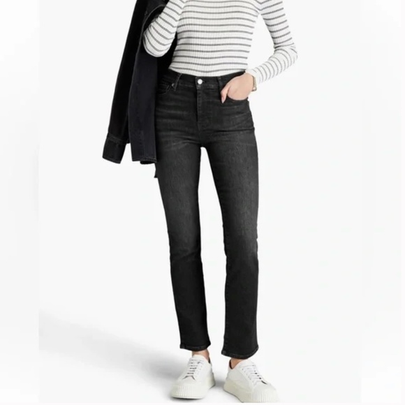Frame Denim Denim - Frame Denim Women's Straight Leg Jeans in Black Wash